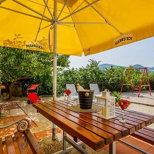 apartments-josip-trogir.splithotels.org/